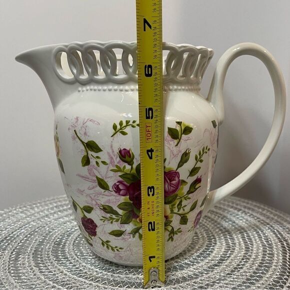 Royal Albert Pierced Pitcher Old Country Roses NWT - Picture 8 of 14